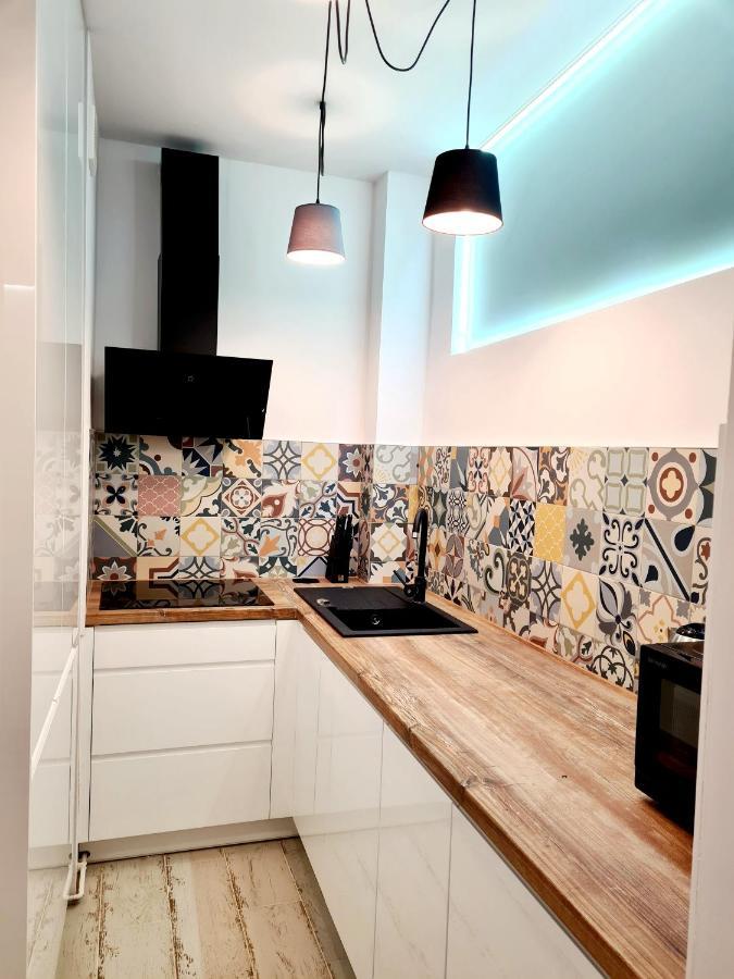 Apartament Walbrzych / Piaskowa Gora Buitenkant foto