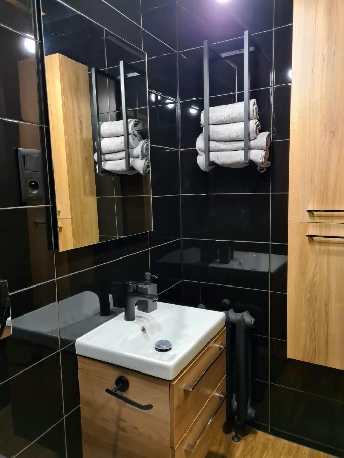 Apartament Walbrzych / Piaskowa Gora Buitenkant foto