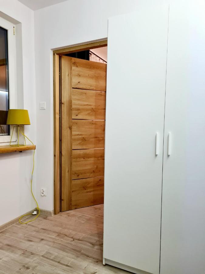 Apartament Walbrzych / Piaskowa Gora Buitenkant foto